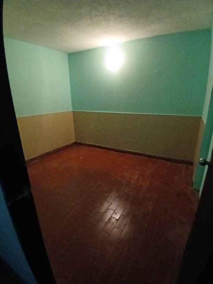 Thumbnail 6 de Casa de 3 Pisos con Local y Terraza – Ideal para Renta