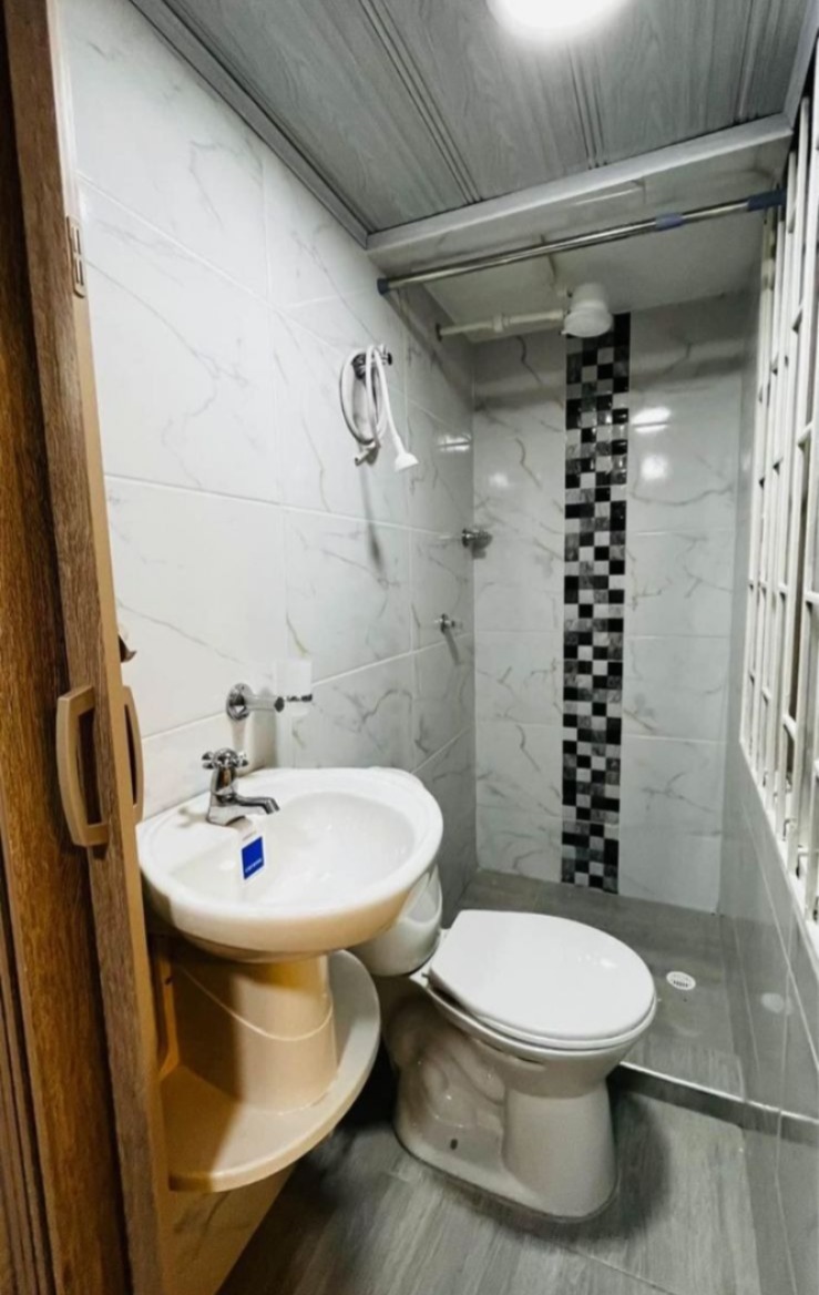 Thumbnail 3 de Casa Multifamiliar Rentable de 4 Pisos en Suba Costa Rica – Excelente Inversión