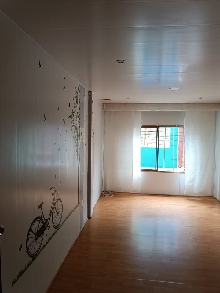 Thumbnail 3 de Casa Remodelada de 3 Pisos en Tibabuyes – Suba, Excelente Oportunidad