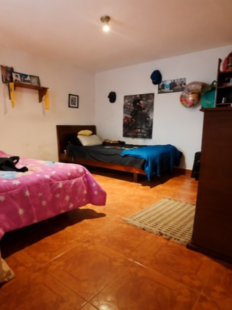 Thumbnail 5 de Casa con Local Comercial y Apartamentos en Suba Rincón – Excelente Oportunidad de Inversión