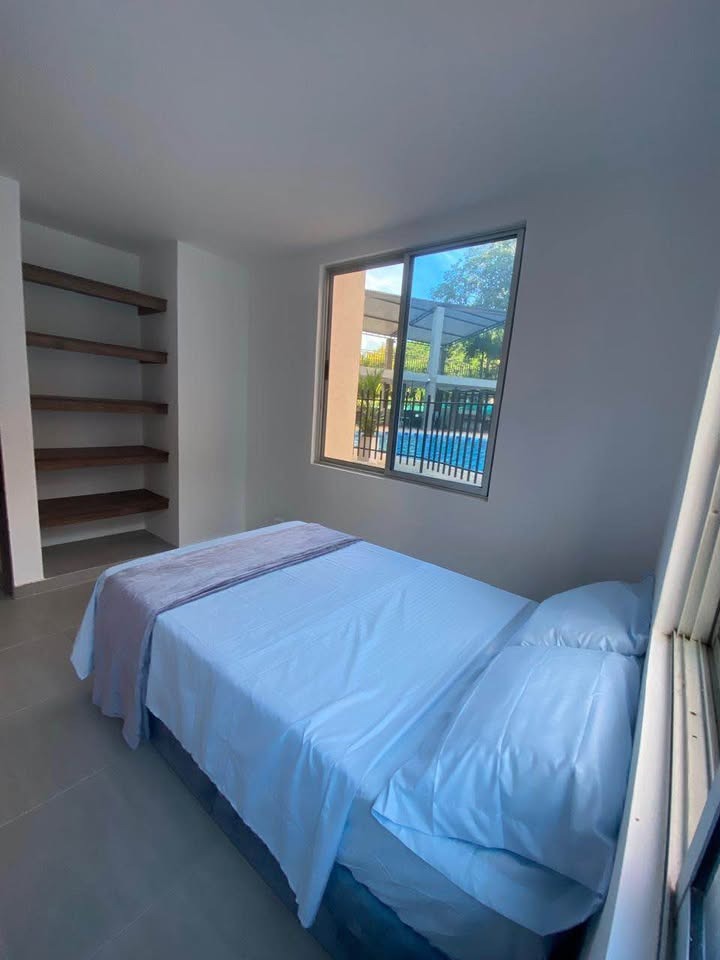 Thumbnail 5 de Apartamento en Primer Piso – 72 m², Frente a la Piscina y Parqueadero Privado