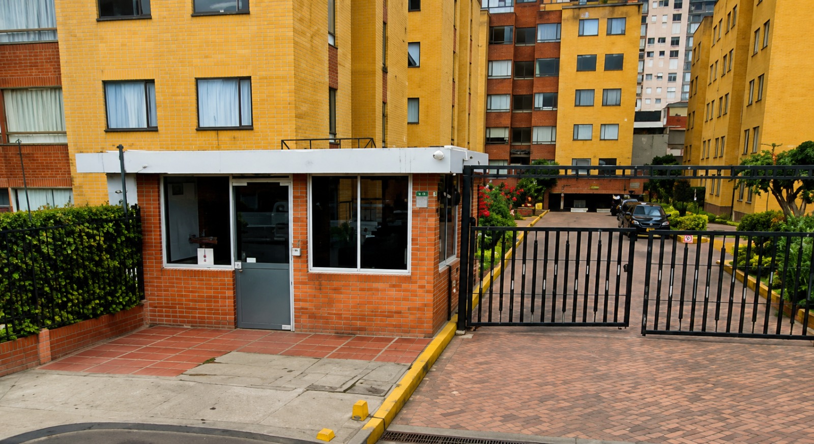 Foto de Apartamento en Conjunto Poblado Prado – 49 m² con Parqueadero Privado