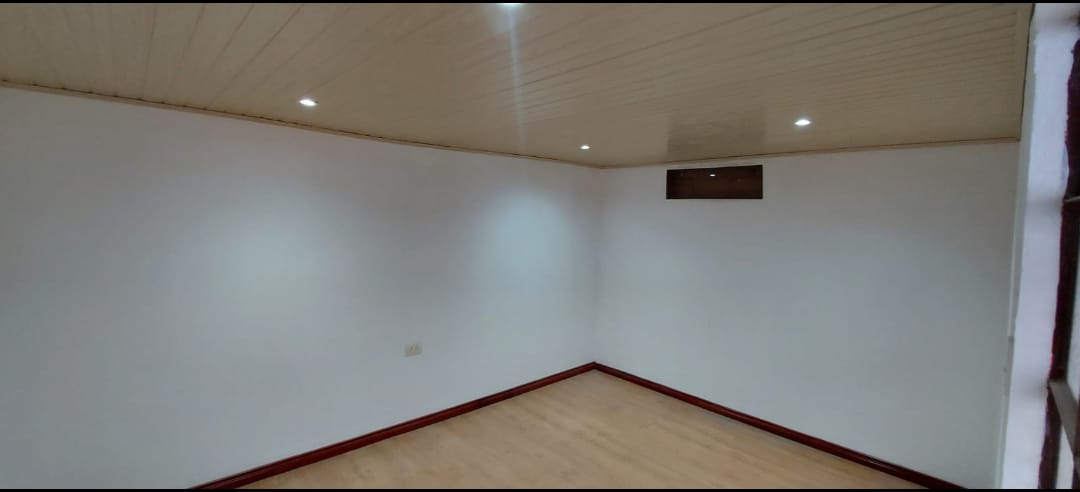 Thumbnail 2 de Edificio Multifamiliar con Locales Comerciales en Suba – Gran Oportunidad de Inversión