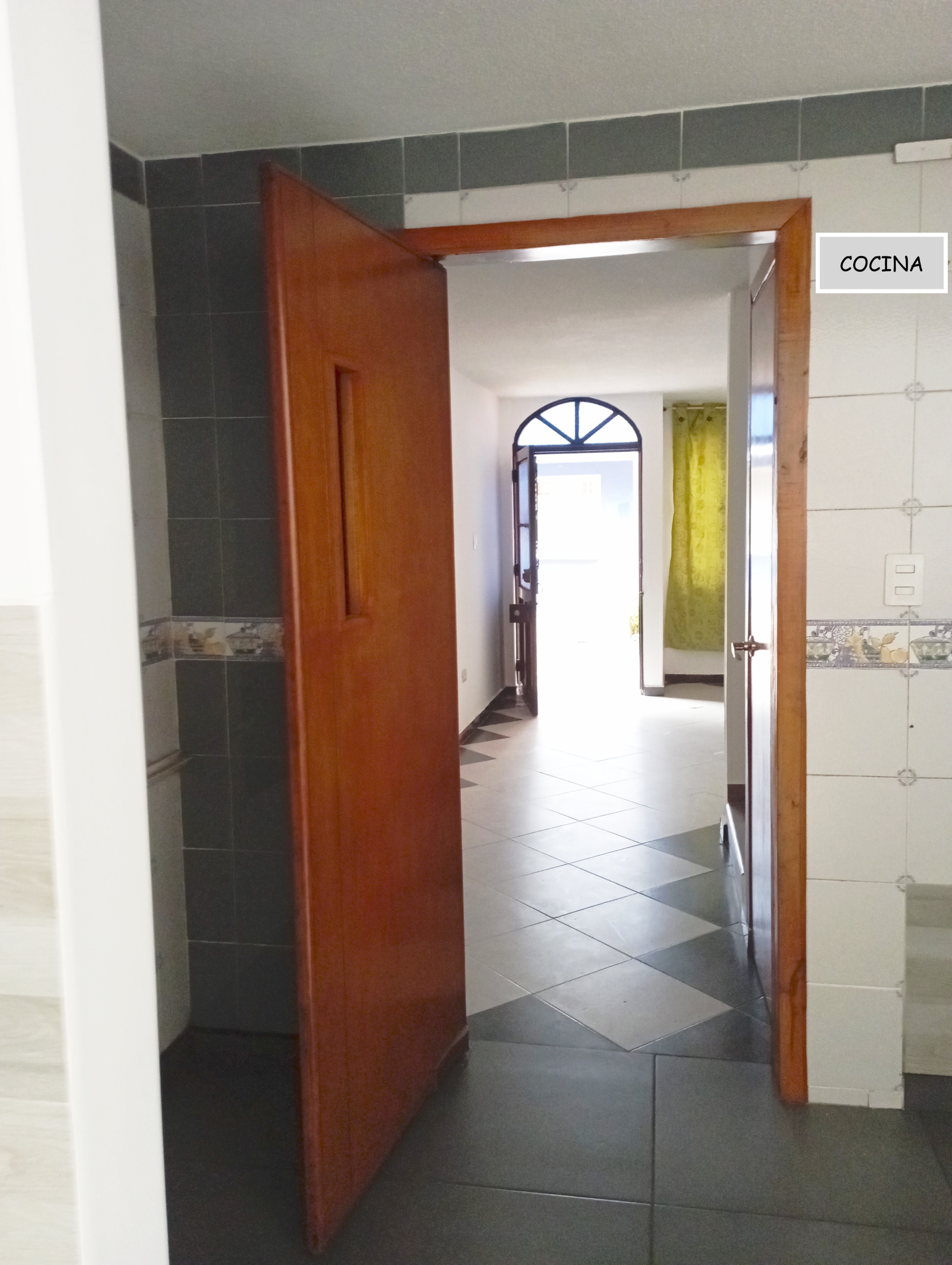 Thumbnail 5 de Casa de 3 Niveles en Villas de Granada – 91 m² y Excelente Distribución