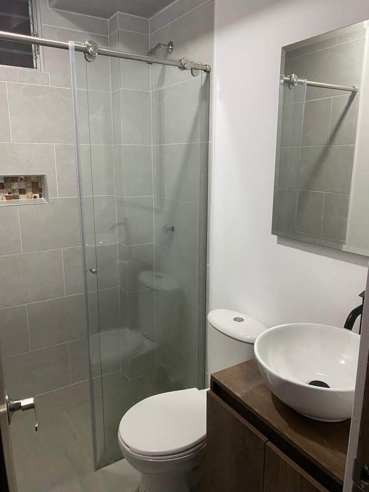 Thumbnail 3 de Apartamento en Primer Piso – 72 m², Frente a la Piscina y Parqueadero Privado