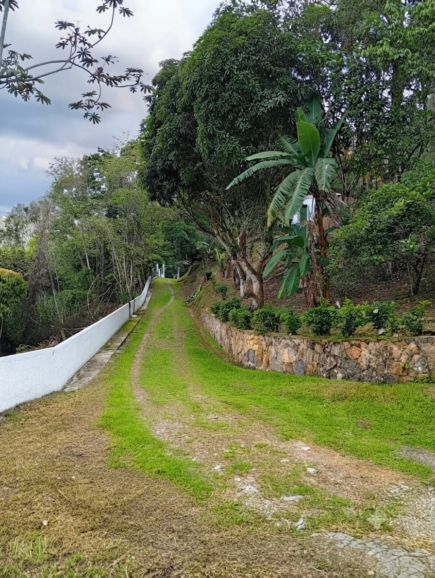 Thumbnail 2 de Finca en Sasaima – 47.700 m², 5 Viviendas, Piscina y Salón de Eventos