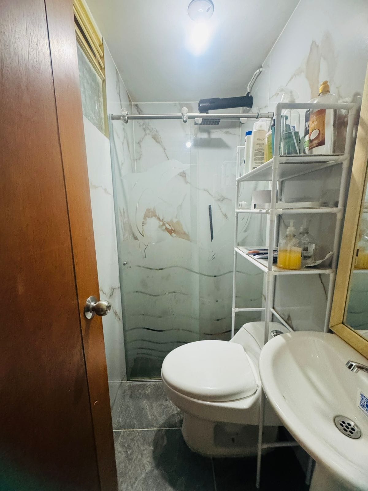 Thumbnail 2 de Casa Rentable de 5 Pisos en Bilbao – 4 Apartamentos y Apartaestudio