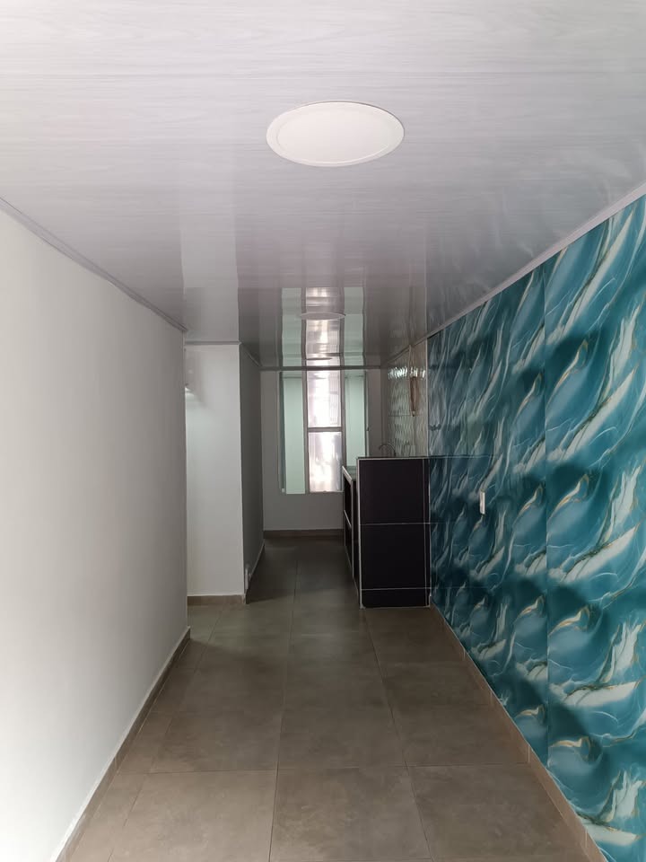 Thumbnail 2 de Casa Remodelada de 3 Pisos en Tibabuyes – Suba, Excelente Oportunidad