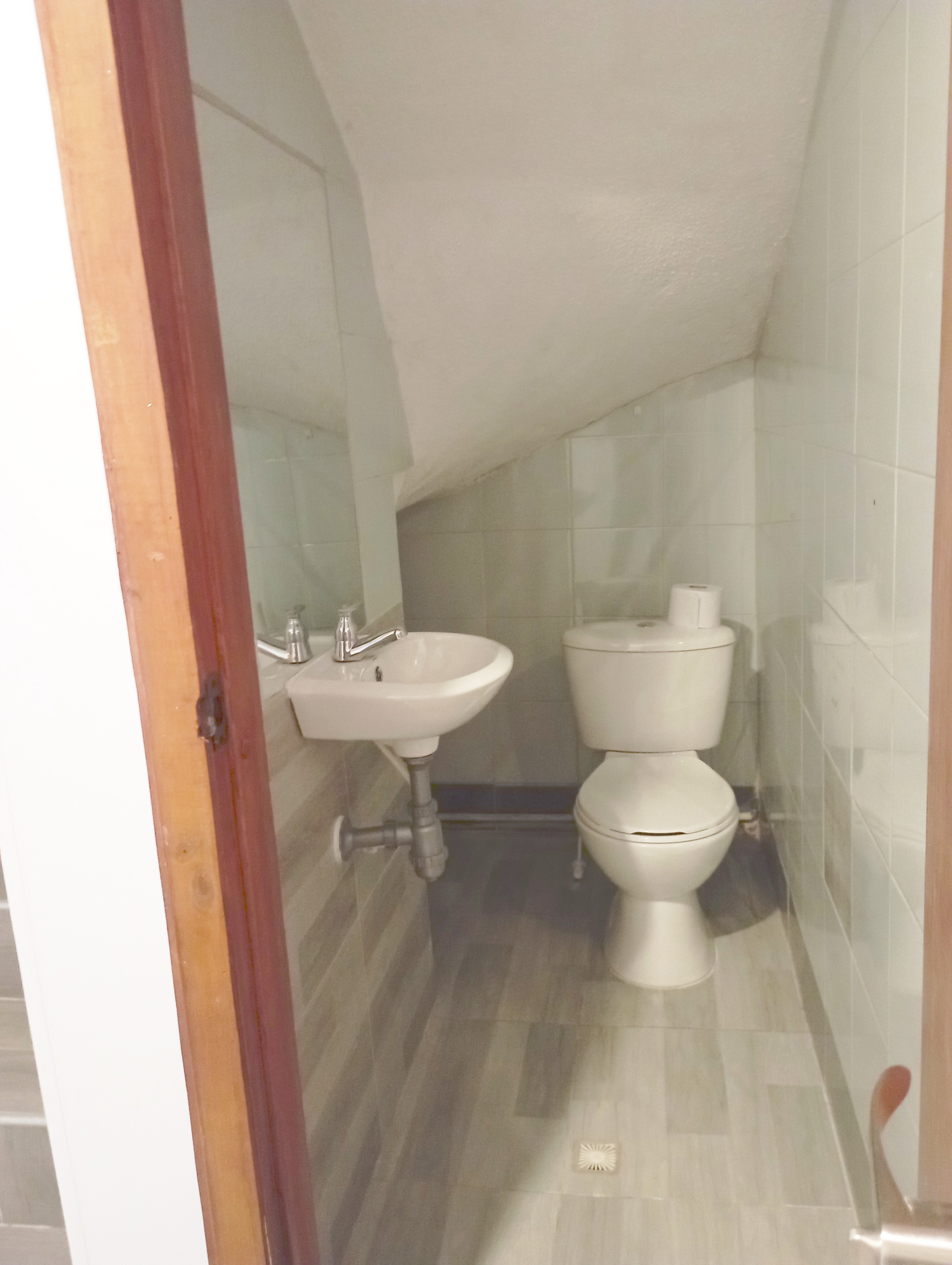 Thumbnail 4 de Casa de 3 Niveles en Villas de Granada – 91 m² y Excelente Distribución