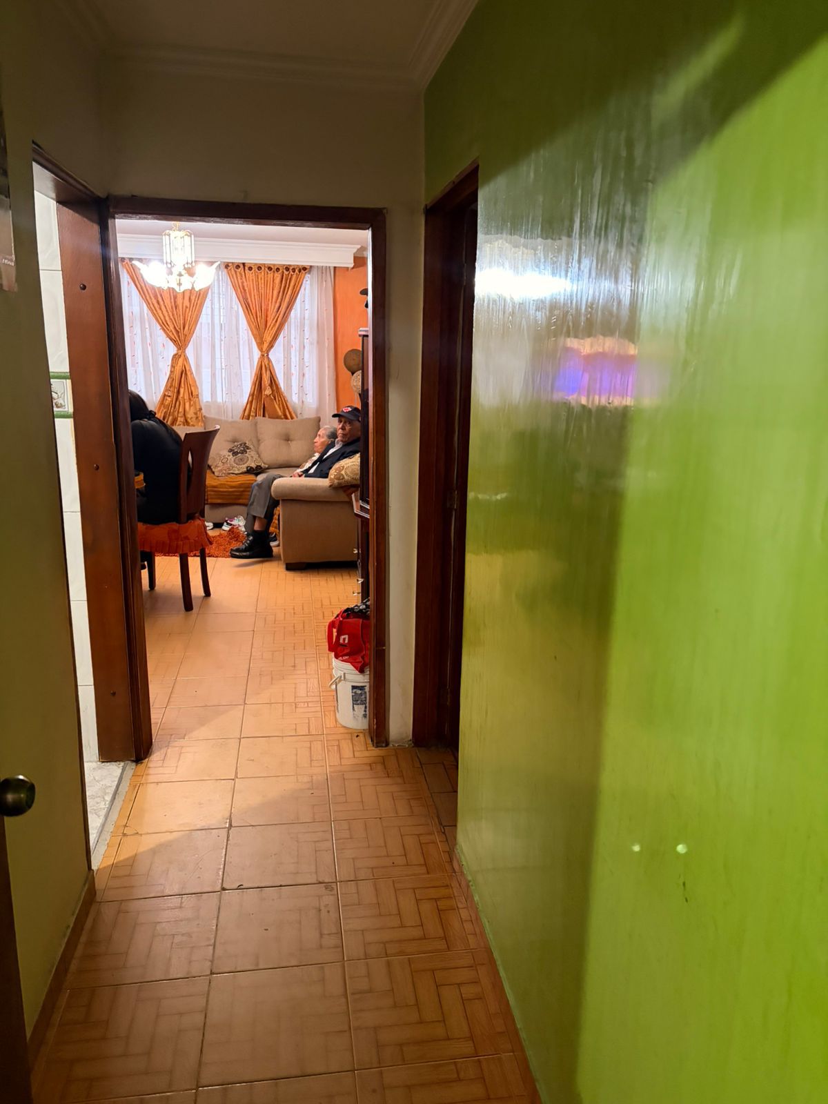 Thumbnail 2 de Casa Multifamiliar de 3 Pisos en Suba – Ideal para Inversión